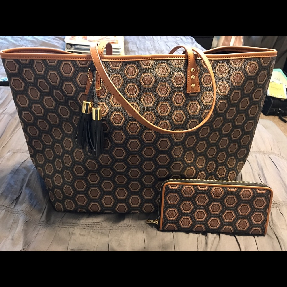 COPY - Cinda B- purse and matching wallet